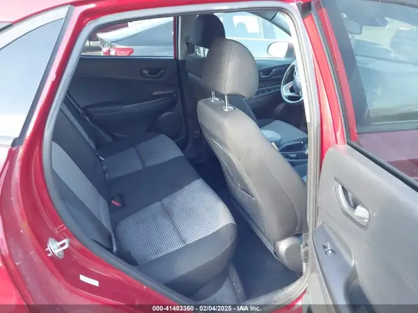 KM8K2CAA8MU649759 2021 HYUNDAI KONA - Image 8