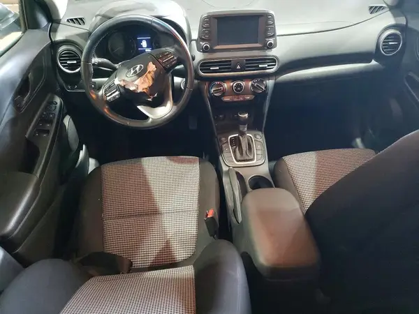 KM8K2CAA8MU655075 2021 HYUNDAI KONA - Image 8