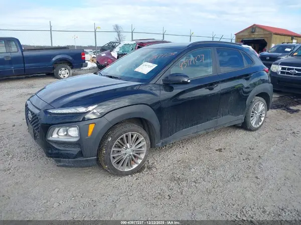 KM8K2CAA8MU706350 2021 HYUNDAI KONA - Image 2