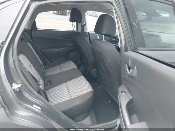 KM8K2CAA8MU740188 2021 HYUNDAI KONA - Image 8