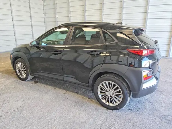 KM8K2CAA8MU754592 2021 HYUNDAI KONA - Image 2