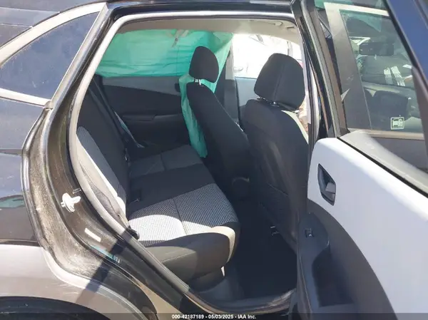 KM8K2CAA9JU145684 2018 HYUNDAI KONA - Image 8
