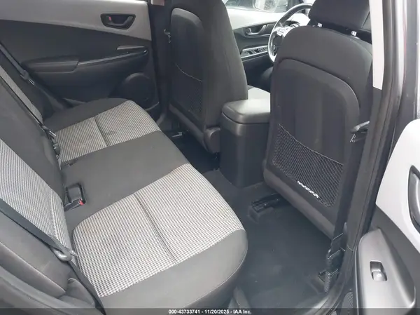 KM8K2CAA9JU154613 2018 HYUNDAI KONA - Image 8