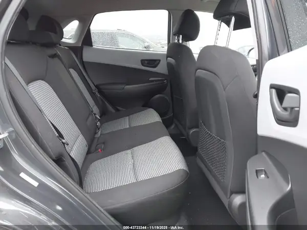 KM8K2CAA9JU154997 2018 HYUNDAI KONA - Image 8
