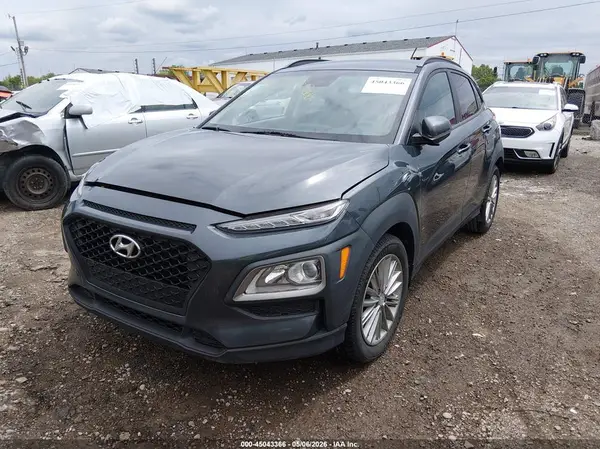 KM8K2CAA9MU612882 2021 HYUNDAI KONA - Image 2