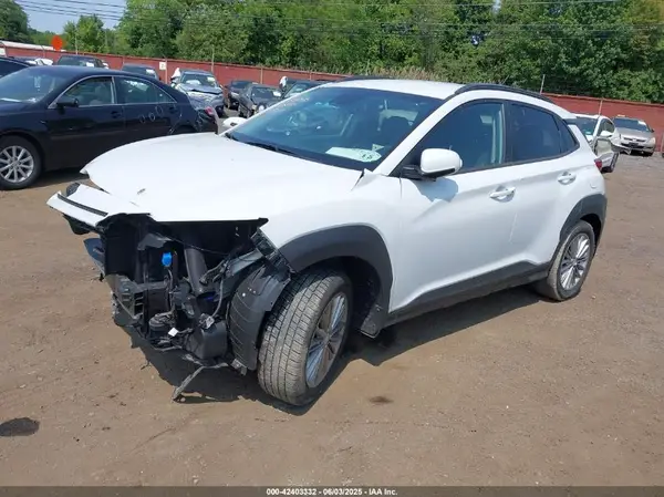 KM8K2CAA9MU615281 2021 HYUNDAI KONA - Image 2