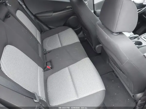 KM8K2CAA9MU618438 2021 HYUNDAI KONA - Image 8