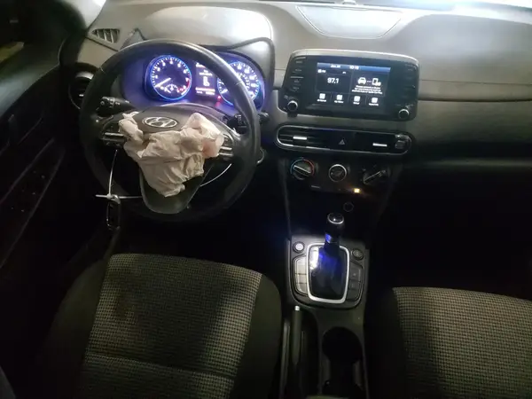 KM8K2CAA9MU709029 2021 HYUNDAI KONA - Image 8