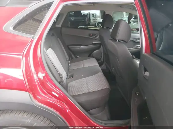 KM8K2CAAXJU078092 2018 HYUNDAI KONA - Image 8