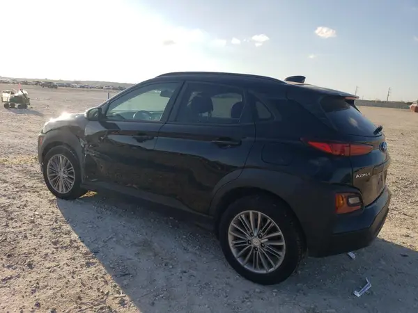 KM8K2CAAXJU082028 2018 HYUNDAI KONA - Image 2