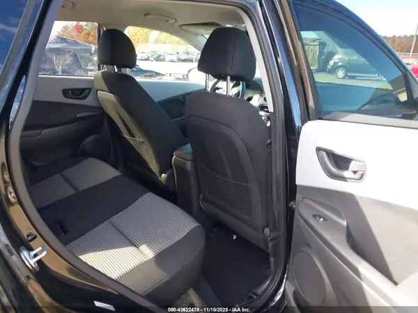 KM8K2CAAXKU194779 2019 HYUNDAI KONA - Image 8