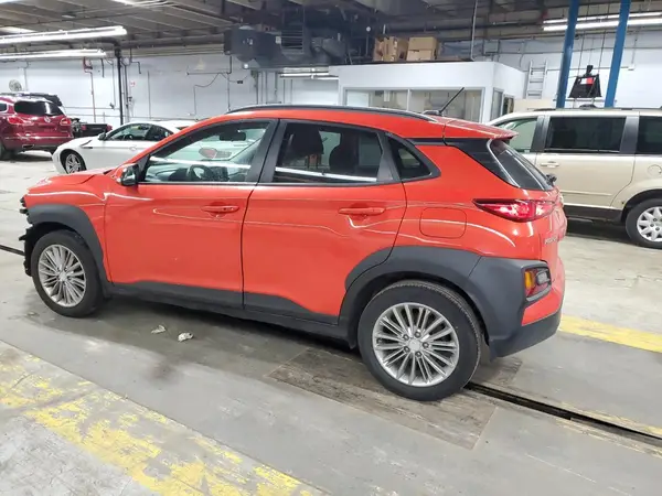 KM8K2CAAXKU338573 2019 HYUNDAI KONA - Image 2