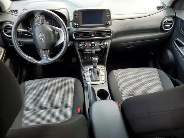 KM8K2CAAXLU578806 2020 HYUNDAI KONA - Image 8