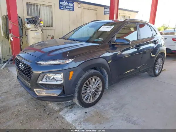KM8K2CAAXLU589658 2020 HYUNDAI KONA - Image 2