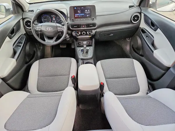 KM8K2CAB0NU795275 2022 HYUNDAI KONA - Image 8
