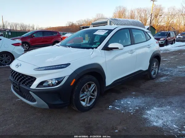 KM8K2CAB0NU889074 2022 HYUNDAI KONA - Image 2