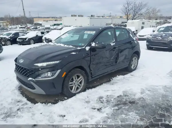 KM8K2CAB1NU889343 2022 HYUNDAI KONA - Image 2