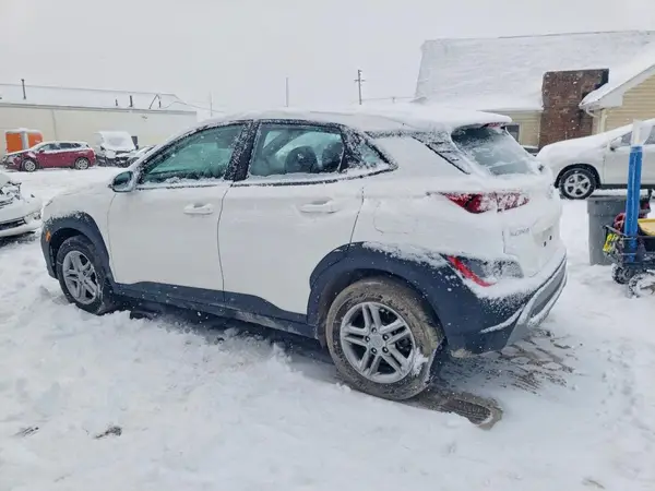KM8K2CAB1PU049131 2023 HYUNDAI KONA - Image 2