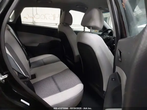 KM8K2CAB1PU947924 2023 HYUNDAI KONA - Image 8