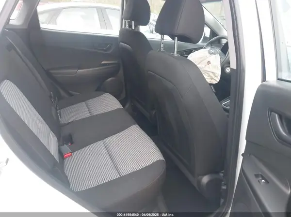 KM8K2CAB2NU794404 2022 HYUNDAI KONA - Image 8