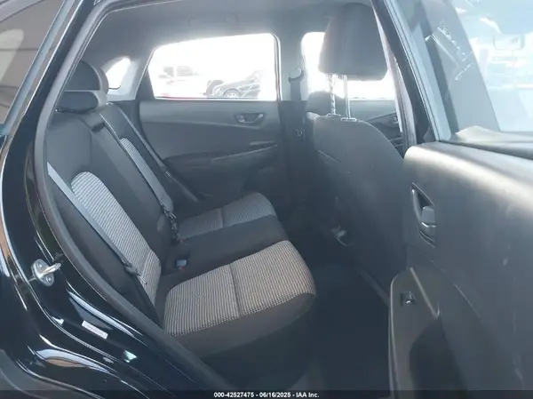 KM8K2CAB4PU056655 2023 HYUNDAI KONA - Image 8