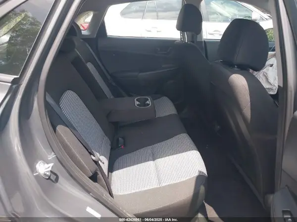 KM8K2CAB4PU056722 2023 HYUNDAI KONA - Image 8