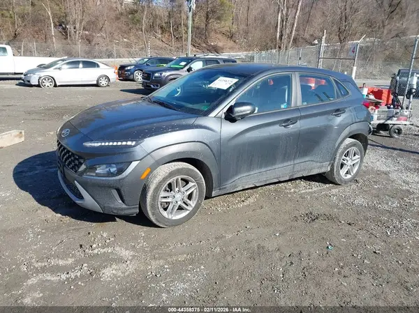 KM8K2CAB5NU775832 2022 HYUNDAI KONA - Image 2