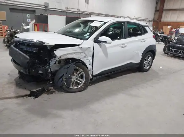 KM8K2CAB5NU818355 2022 HYUNDAI KONA - Image 2