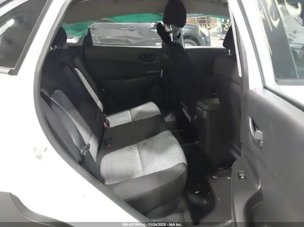 KM8K2CAB5NU818355 2022 HYUNDAI KONA - Image 8