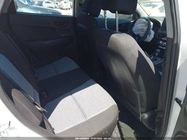 KM8K2CAB6NU836220 2022 HYUNDAI KONA - Image 8