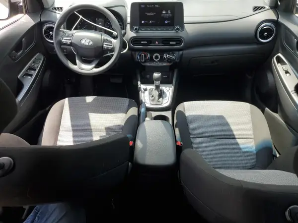 KM8K2CAB6NU837366 2022 HYUNDAI KONA - Image 8