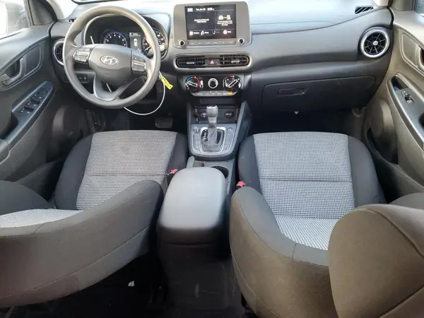 KM8K2CAB6NU915757 2022 HYUNDAI KONA - Image 8
