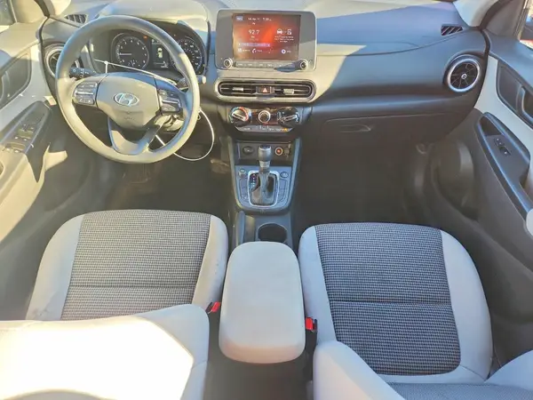 KM8K2CAB7NU815974 2022 HYUNDAI KONA - Image 8