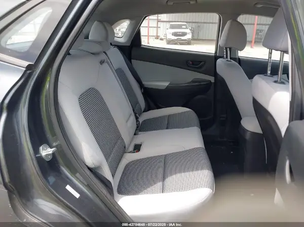 KM8K2CAB7NU882106 2022 HYUNDAI KONA - Image 8