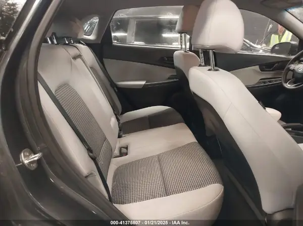 KM8K2CAB7NU882929 2022 HYUNDAI KONA - Image 8