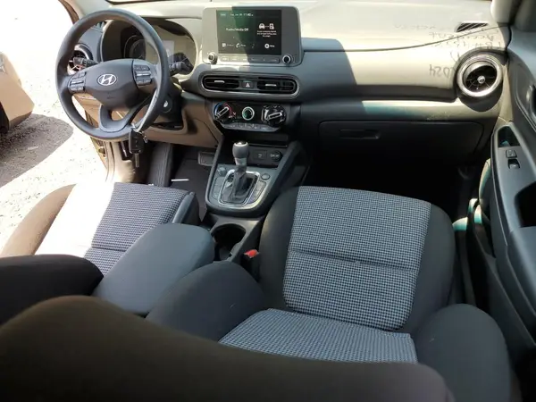 KM8K2CAB7PU047352 2023 HYUNDAI KONA - Image 8