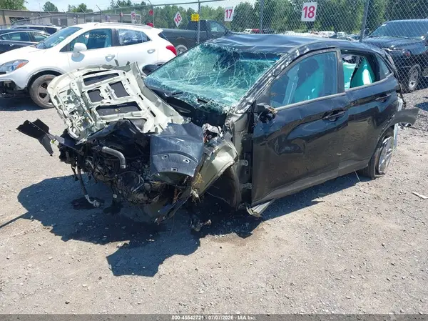 KM8K2CAB7PU947703 2023 HYUNDAI KONA - Image 2