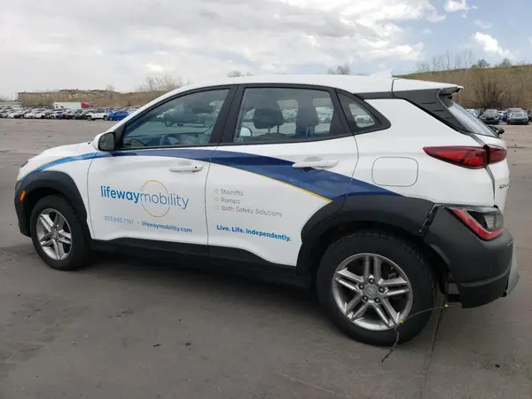 KM8K2CAB8NU815630 2022 HYUNDAI KONA - Image 2