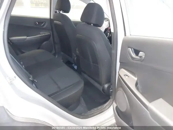 KM8K2CAB8NU825252 2022 HYUNDAI KONA - Image 8
