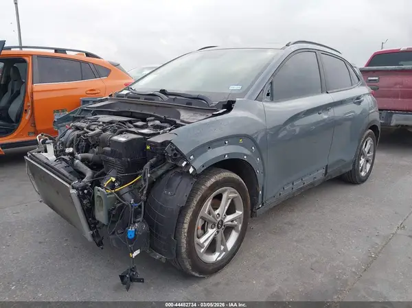KM8K32AB0NU880950 2022 HYUNDAI KONA - Image 2