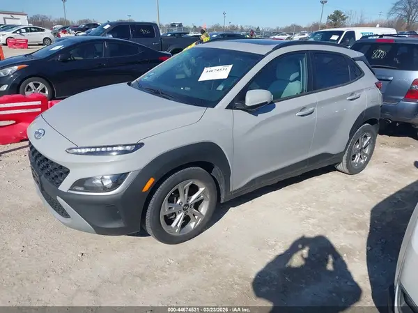 KM8K32AB0NU891561 2022 HYUNDAI KONA - Image 2