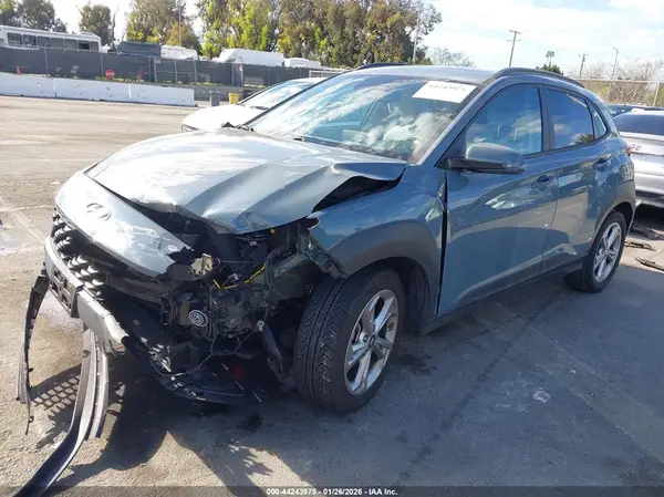 KM8K32AB4NU881938 2022 HYUNDAI KONA - Image 2