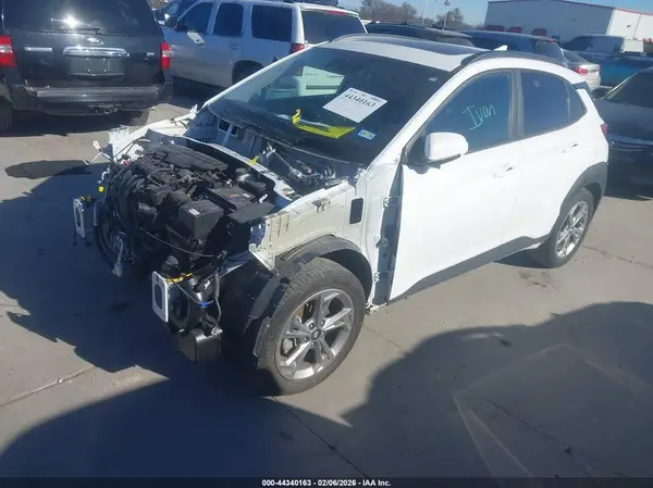 KM8K32AB5PU042769 2023 HYUNDAI KONA - Image 2