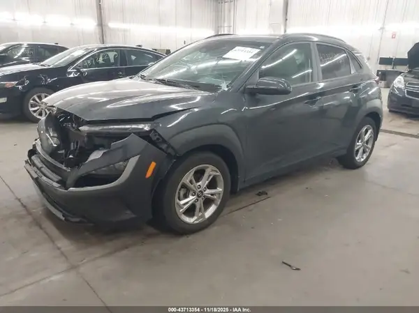 KM8K32AB7NU857245 2022 HYUNDAI KONA - Image 2