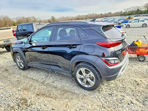 KM8K32AB7PU958367 2023 HYUNDAI KONA - Image 2