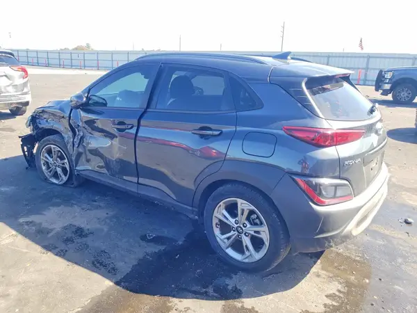 KM8K32AB8NU820091 2022 HYUNDAI KONA - Image 2