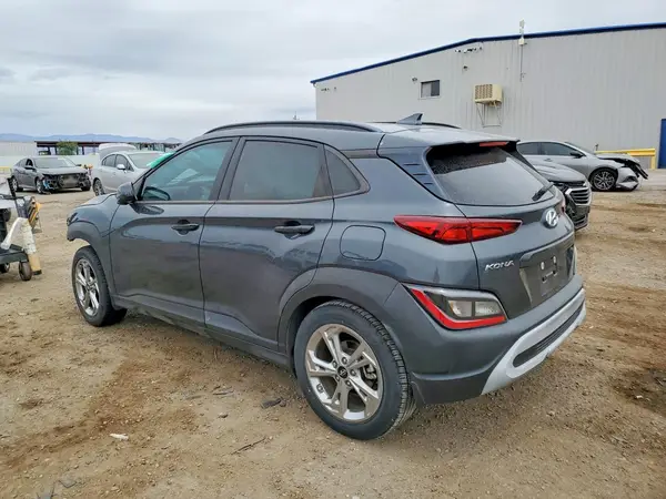 KM8K32AB8NU915671 2022 HYUNDAI KONA - Image 2