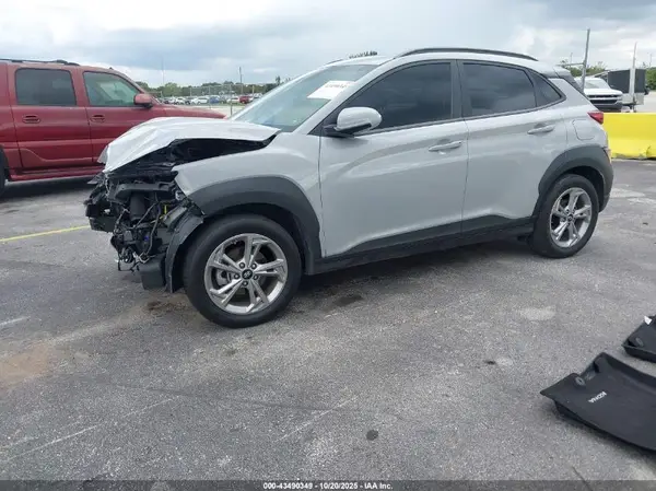 KM8K32AB8PU051675 2023 HYUNDAI KONA - Image 2