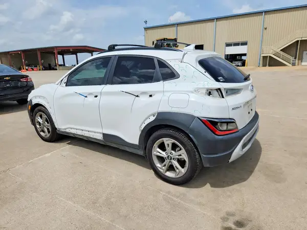 KM8K32AB9NU769104 2022 HYUNDAI KONA - Image 2