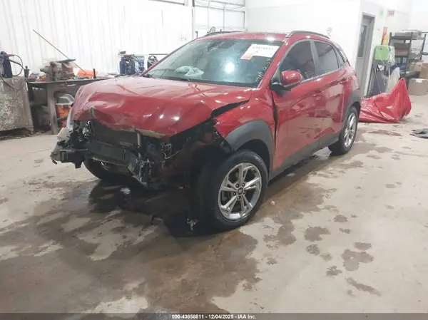 KM8K32ABXNU885461 2022 HYUNDAI KONA - Image 2